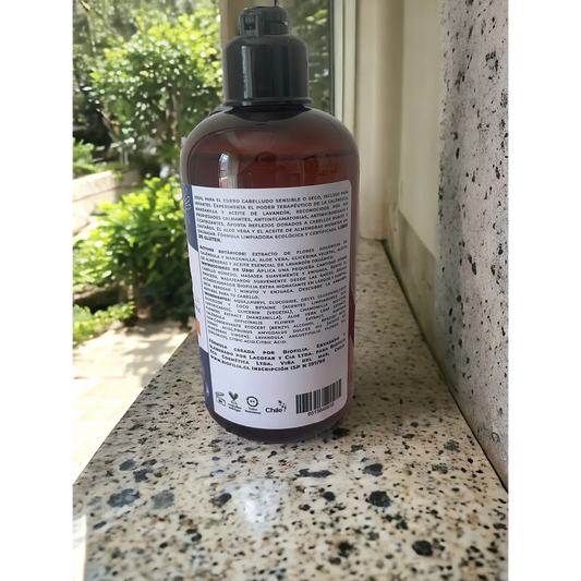 Shampoo Caléndula y Manzanilla con Aceite Esencial de Lavandín Orgánico – 250 ml